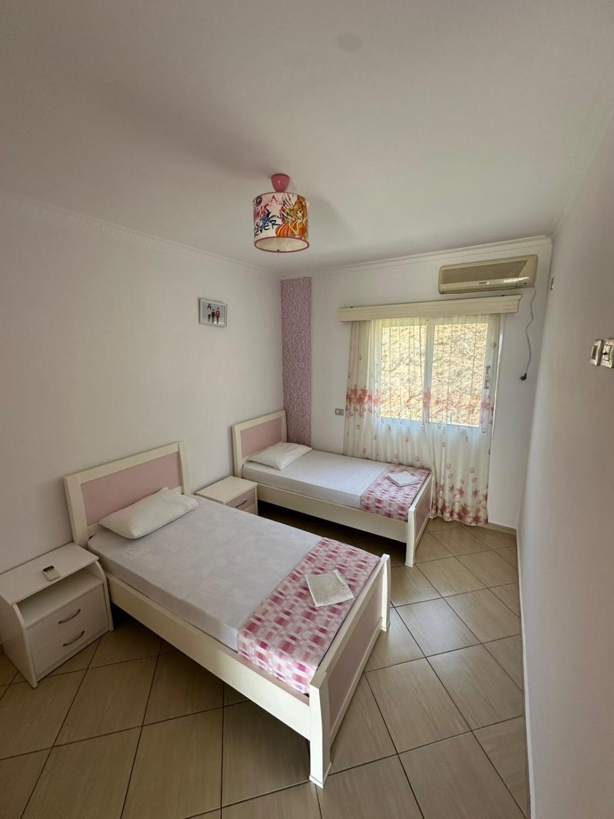Apartments Berti Sarandë Eksteriør billede