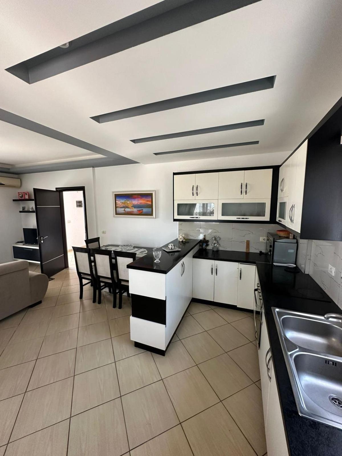 Apartments Berti Sarandë Eksteriør billede