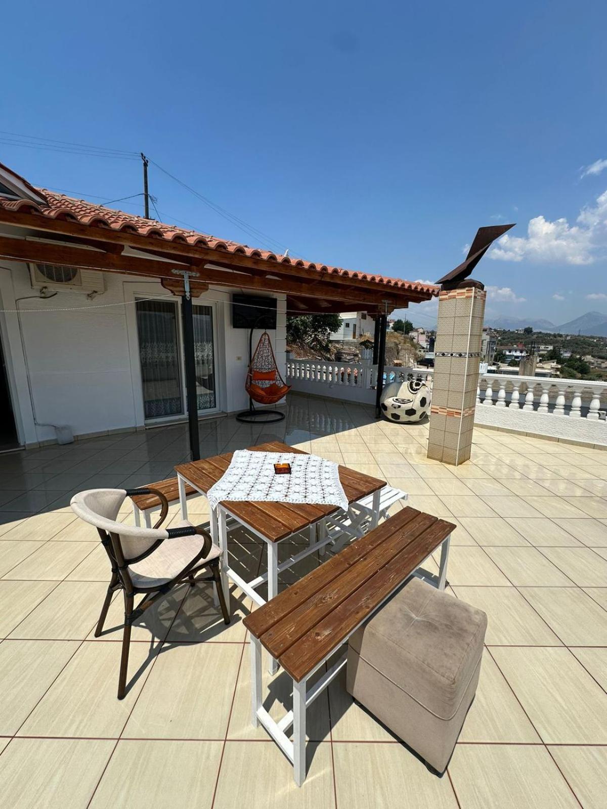 Apartments Berti Sarandë Eksteriør billede