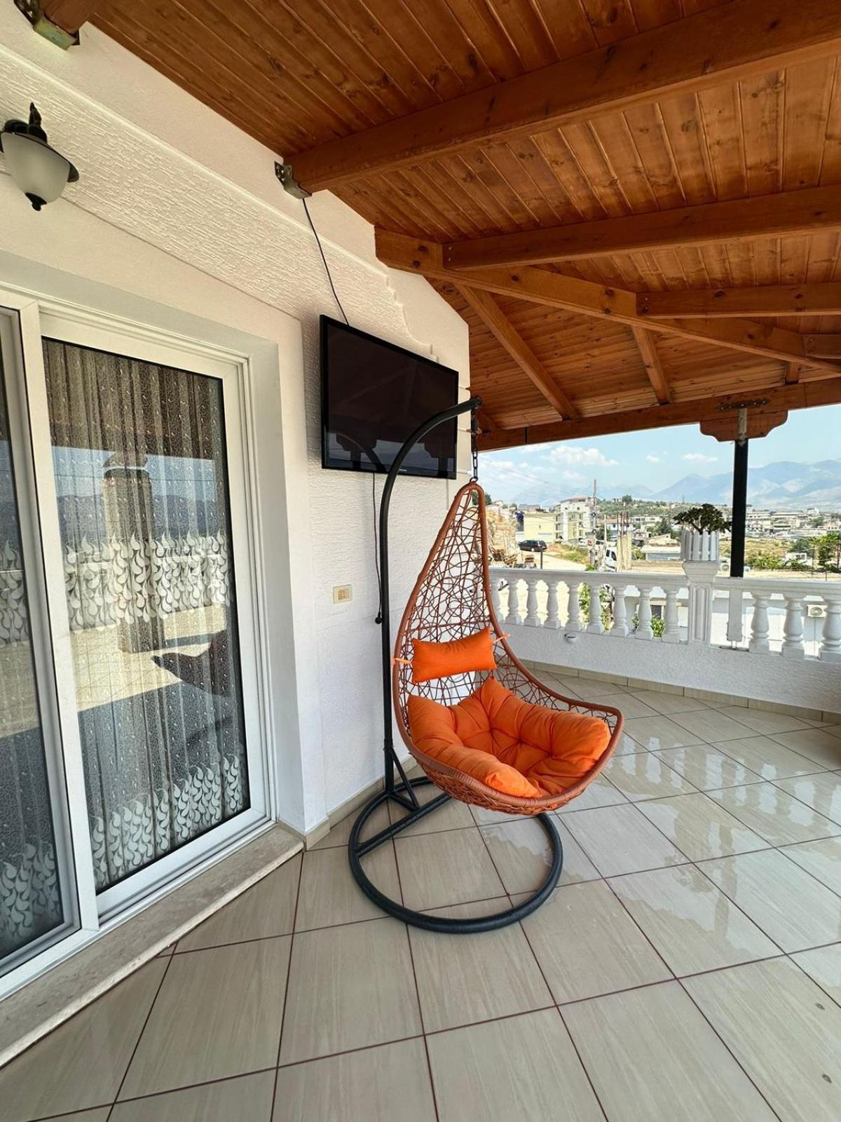 Apartments Berti Sarandë Eksteriør billede