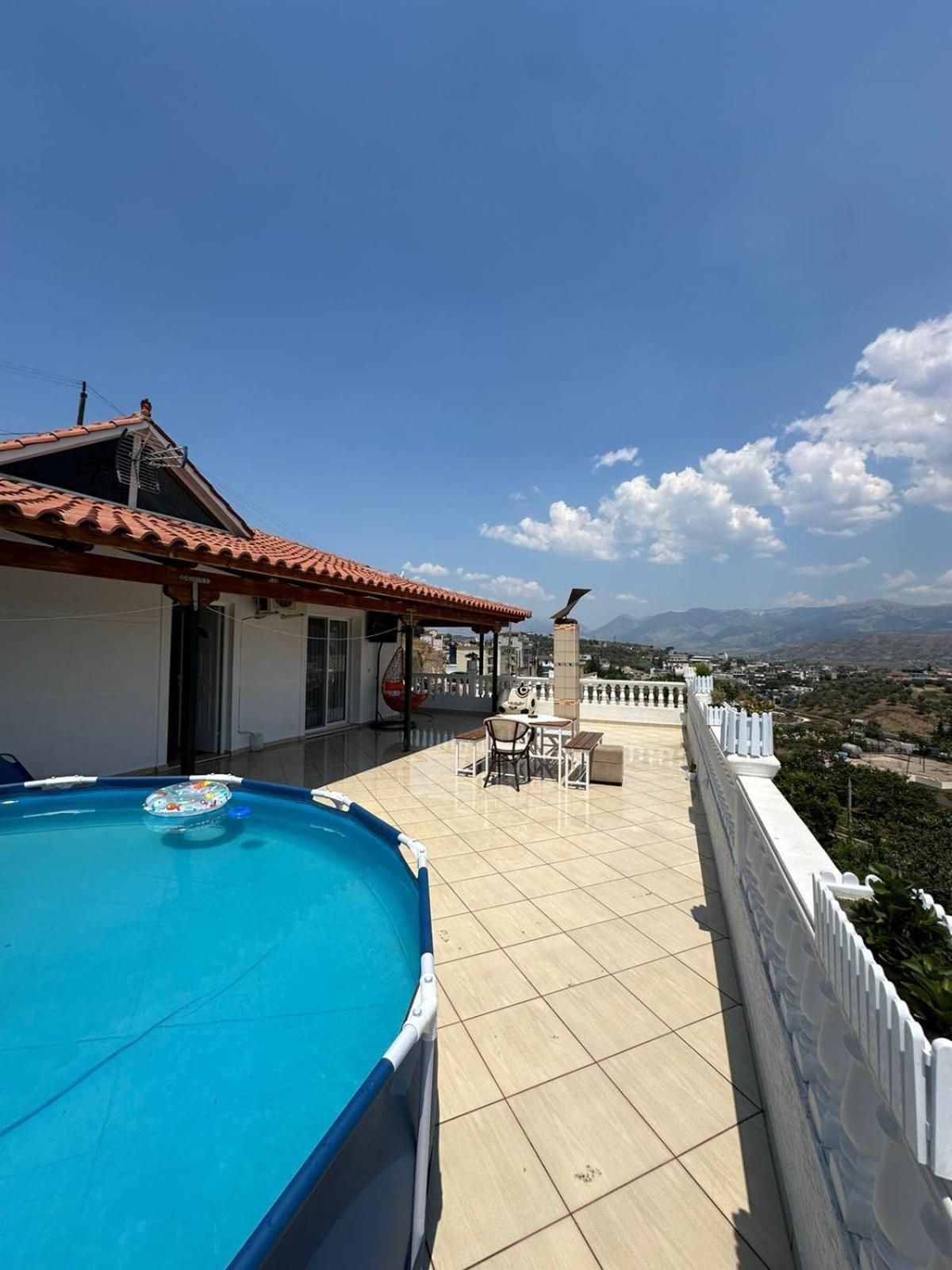 Apartments Berti Sarandë Eksteriør billede