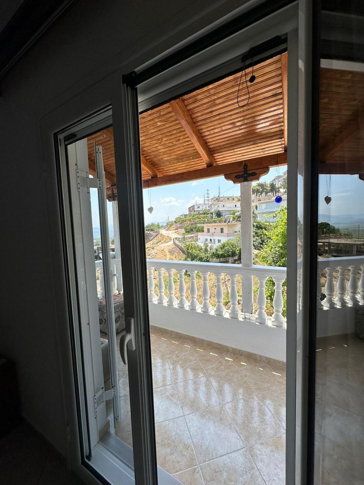 Apartments Berti Sarandë Eksteriør billede